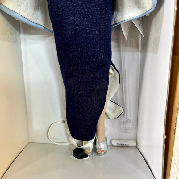 Gene Marshall Midnight Gamble 16" Fashion Doll Ashton Drake Mel Odom No COA - Picture 8 of 15